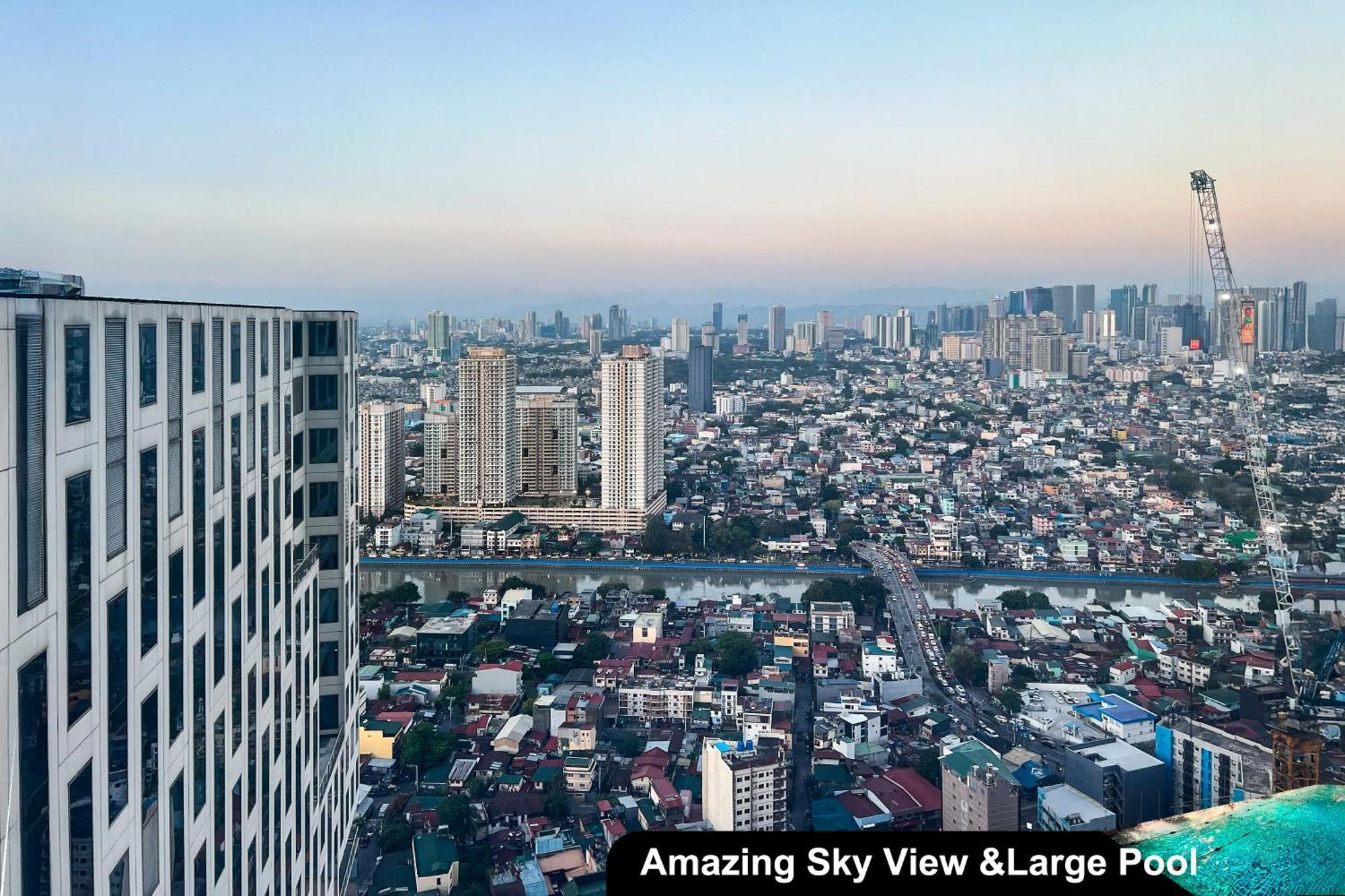 Century Spire Makati Aparthotel Makati City Exterior photo